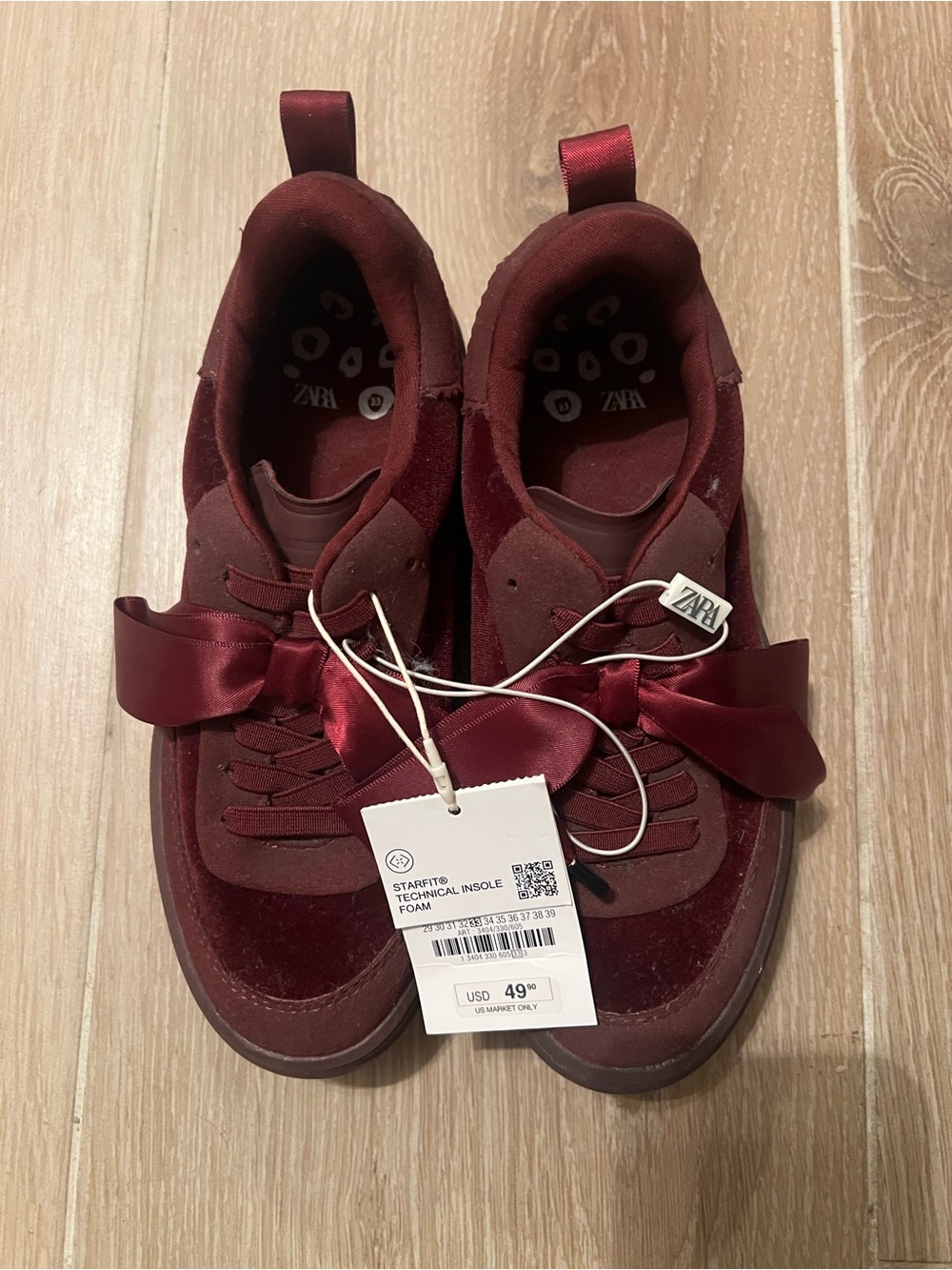 Zara Kids Burgundy Velvet Ribbon Sneakers size 33 (1.5 US) NWT